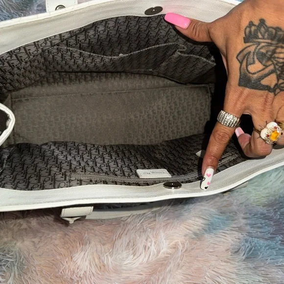 Dior White Tote Bag - Picture 11 of 13